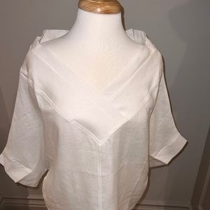 LUXMII  Architecture’s Linen Top White New